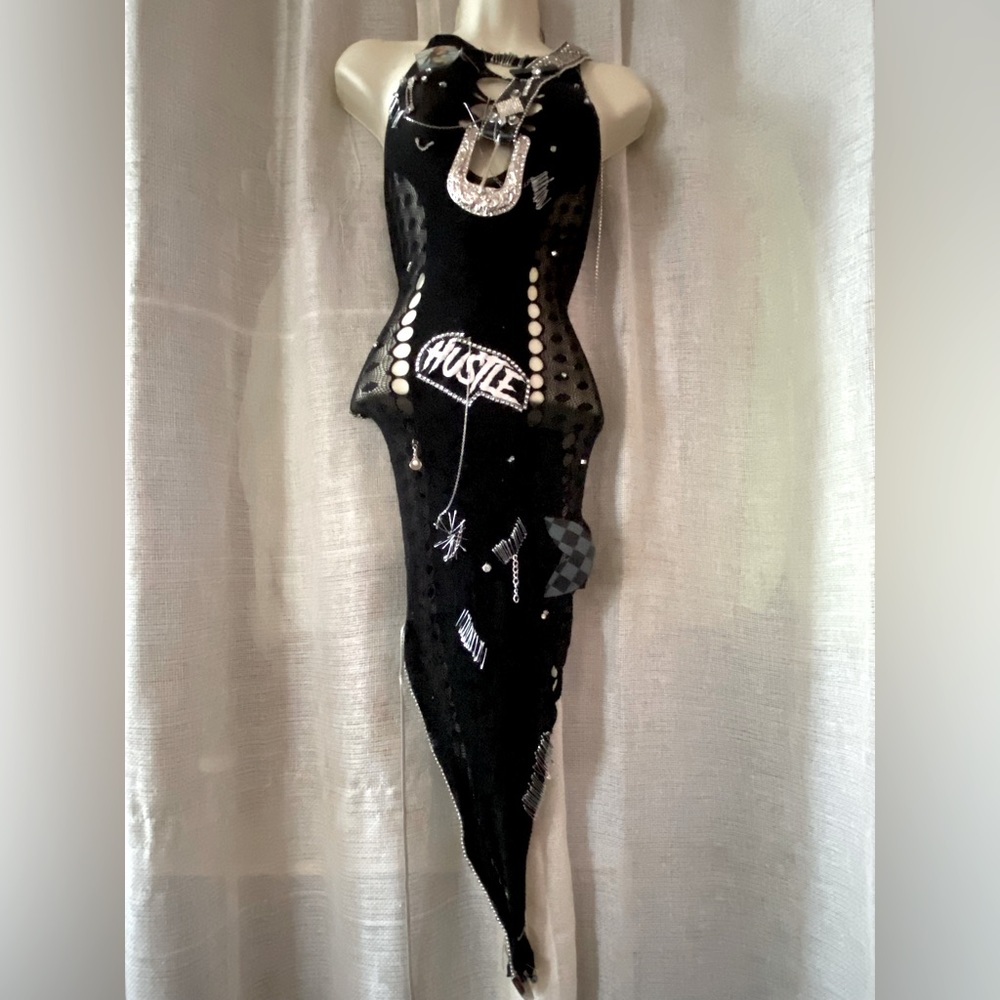 Custom woman’s non-online dress for nightclub pictures videos
